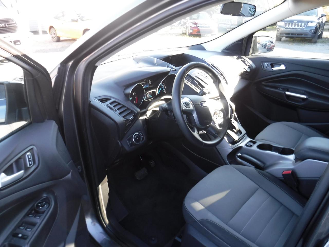 Ford Escape 4WD 4dr SE 2016