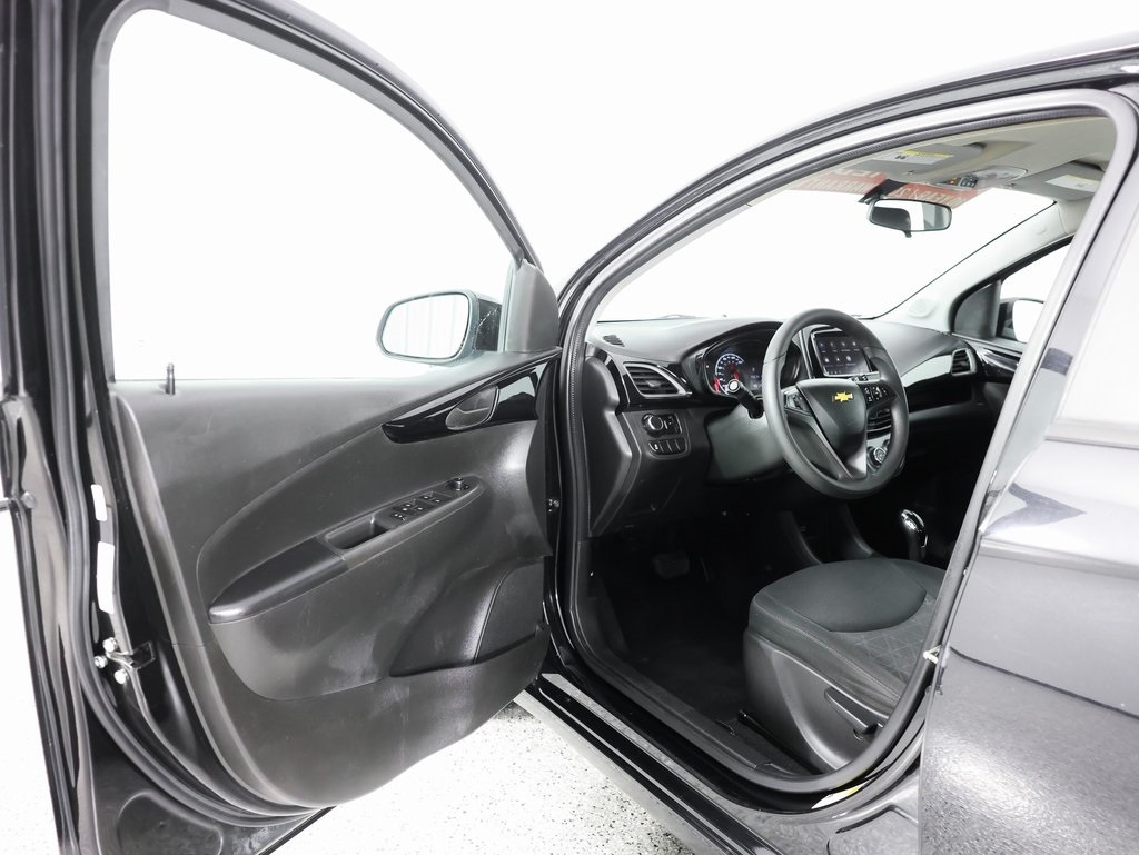 Chevrolet Spark 4dr HB CVT LT w/1LT 2020 Chevrolet Spark 4dr HB CVT LT w/1LT 2020