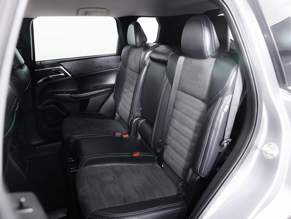 Mitsubishi Outlander SE Launch Edition S-AWC 2022 Mitsubishi Outlander SE Launch Edition S-AWC 2022