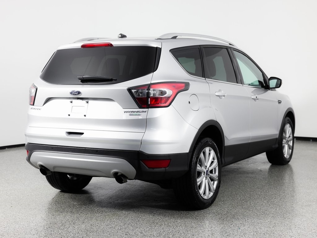 Ford Escape Titanium FWD 2017 Ford Escape Titanium FWD 2017