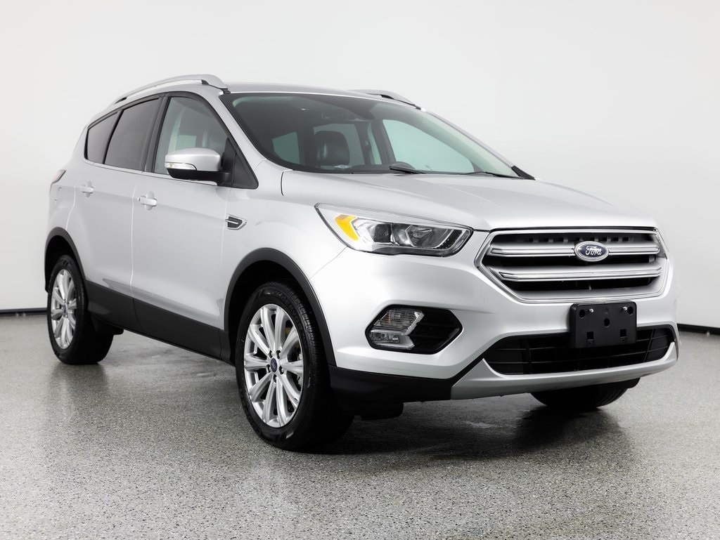 Ford Escape Titanium FWD 2017 Ford Escape Titanium FWD 2017