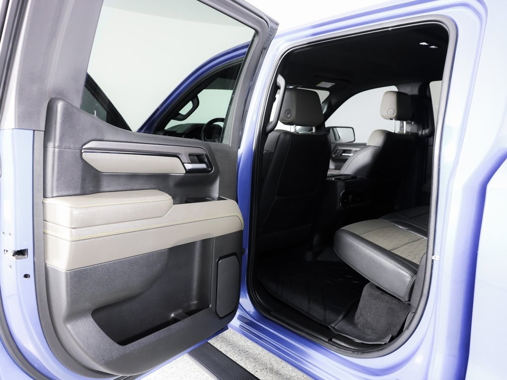 Chevrolet Silverado 1500 4WD Crew Cab 147" ZR2 2022 Chevrolet Silverado 1500 4WD Crew Cab 147" ZR2 2022