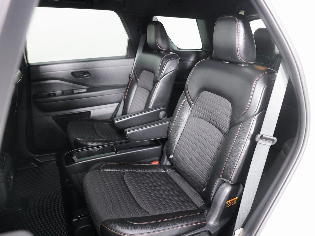 Nissan Pathfinder Rock Creek 4WD 2023