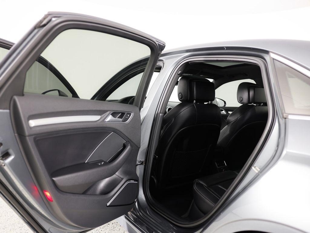 Audi S3 4dr Sdn quattro Prestige 2016