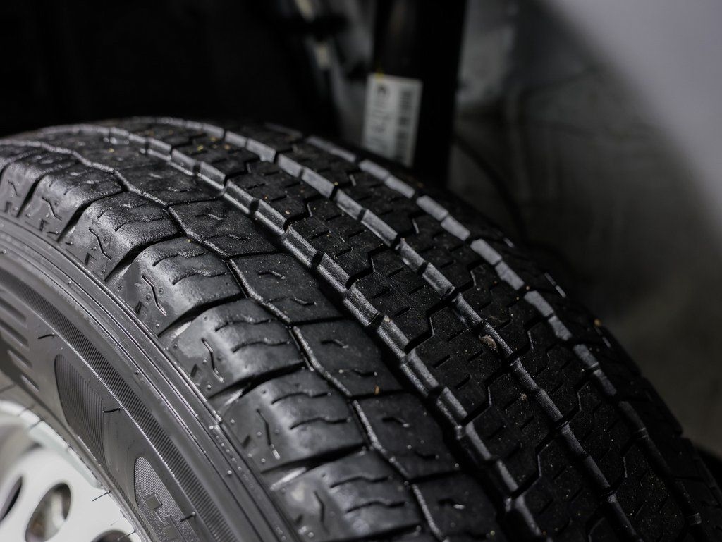 RAM ProMaster Cargo Van Tradesman 2500 High Roof 136" WB w/Pass Seat 2024