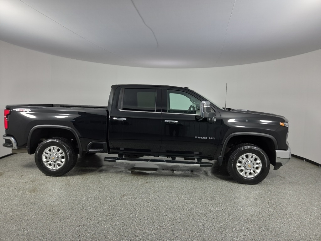 2024 Chevrolet Silverado 2500HD 4WD Crew Cab 159" LTZ