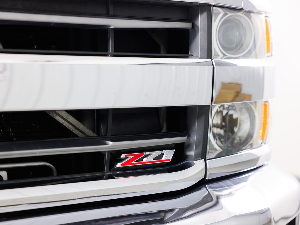 Chevrolet Silverado 2500HD 4WD Crew Cab 153.7" LTZ 2018