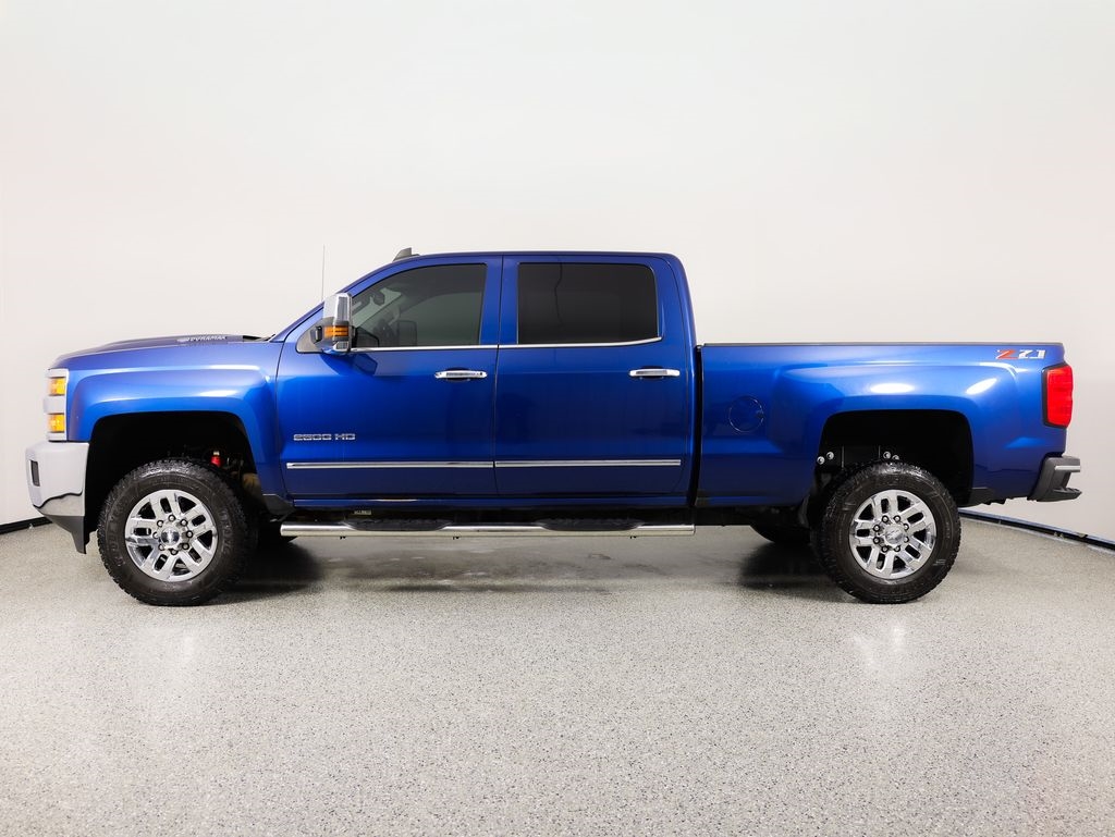 Chevrolet Silverado 2500HD 4WD Crew Cab 153.7" LTZ 2018