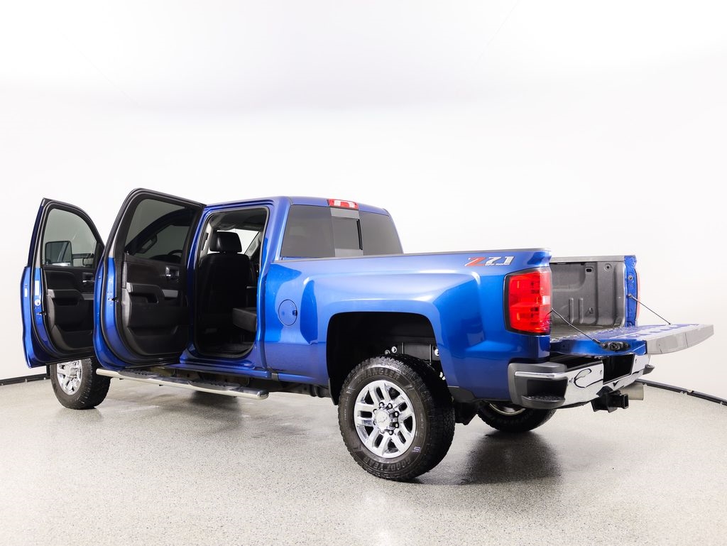 Chevrolet Silverado 2500HD 4WD Crew Cab 153.7" LTZ 2018