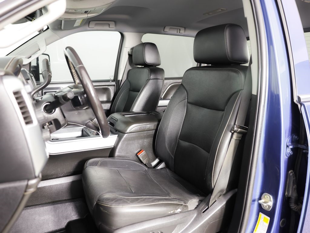 Chevrolet Silverado 2500HD 4WD Crew Cab 153.7" LTZ 2018