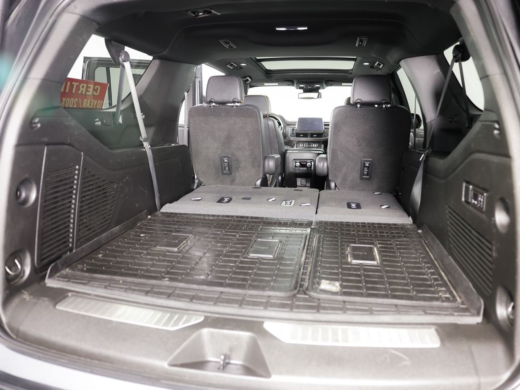 GMC Yukon XL 4WD 4dr AT4 2023