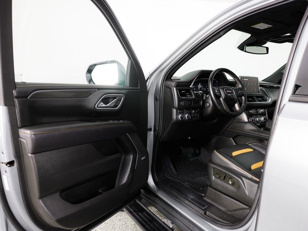 GMC Yukon XL 4WD 4dr AT4 2023