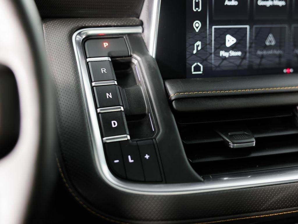 GMC Yukon XL 4WD 4dr AT4 2023