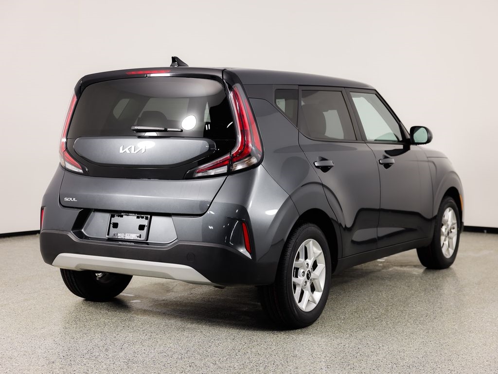 Kia Soul LX FWD 2025