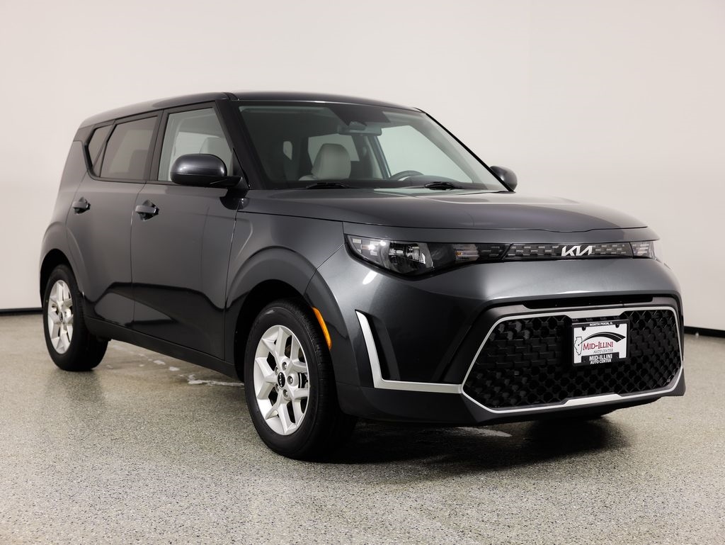 Kia Soul LX FWD 2025