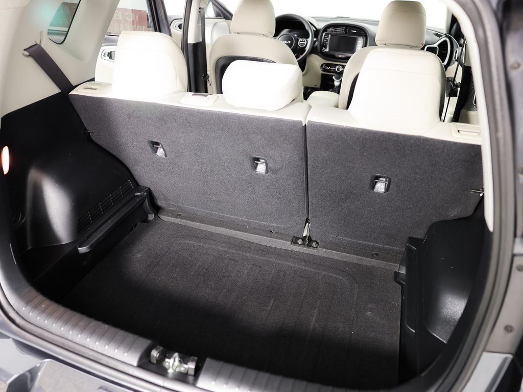 Kia Soul LX FWD 2025