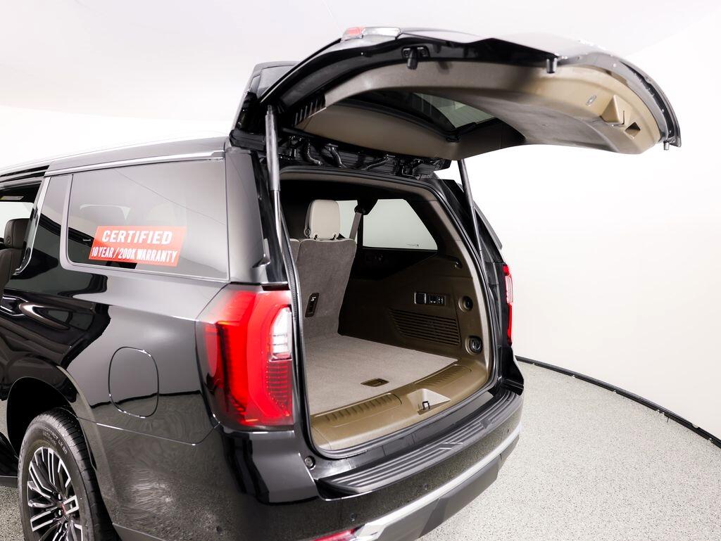 GMC Yukon XL 4WD 4dr Elevation 2025