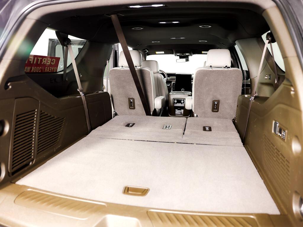 GMC Yukon XL 4WD 4dr Elevation 2025