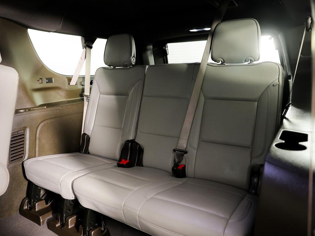 GMC Yukon XL 4WD 4dr Elevation 2025