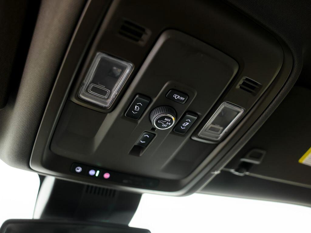 GMC Yukon XL 4WD 4dr Elevation 2025