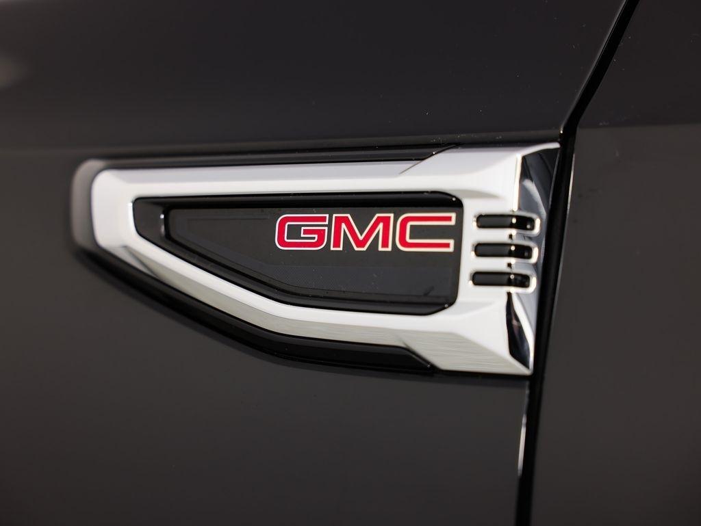 GMC Yukon XL 4WD 4dr Elevation 2025