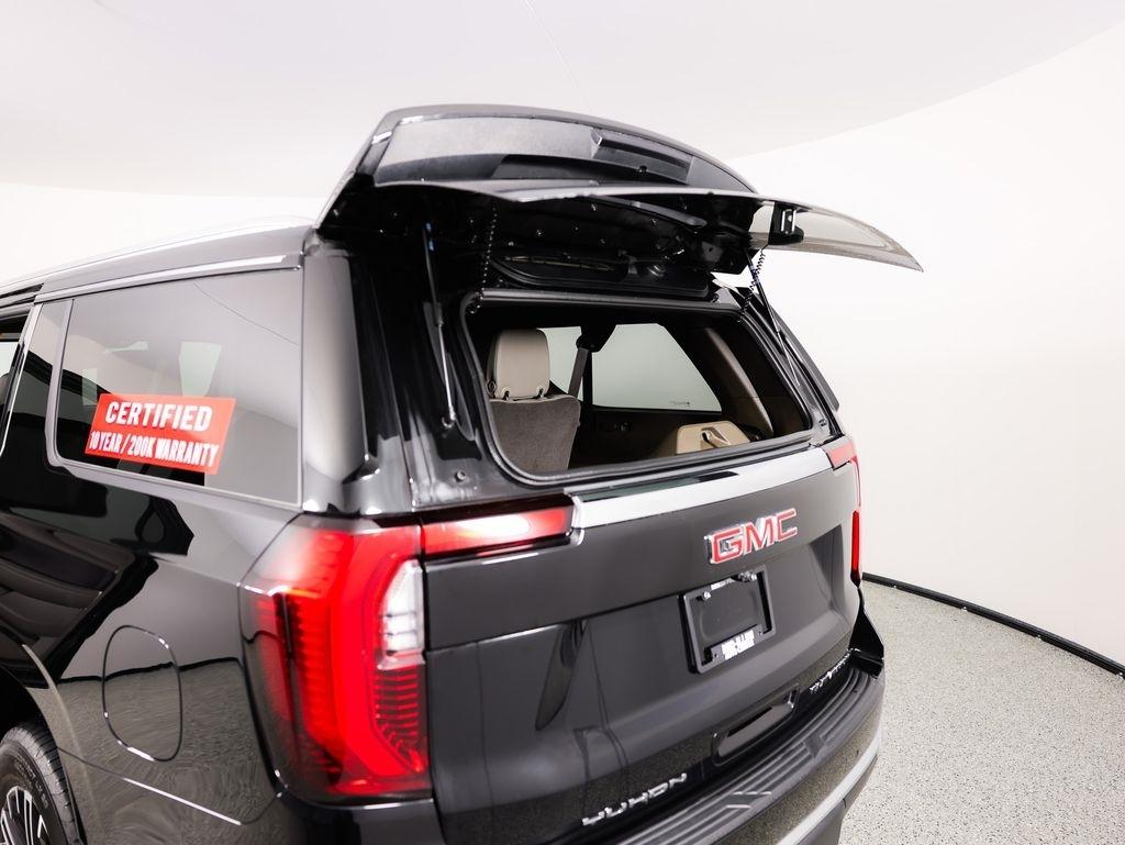 GMC Yukon XL 4WD 4dr Elevation 2025