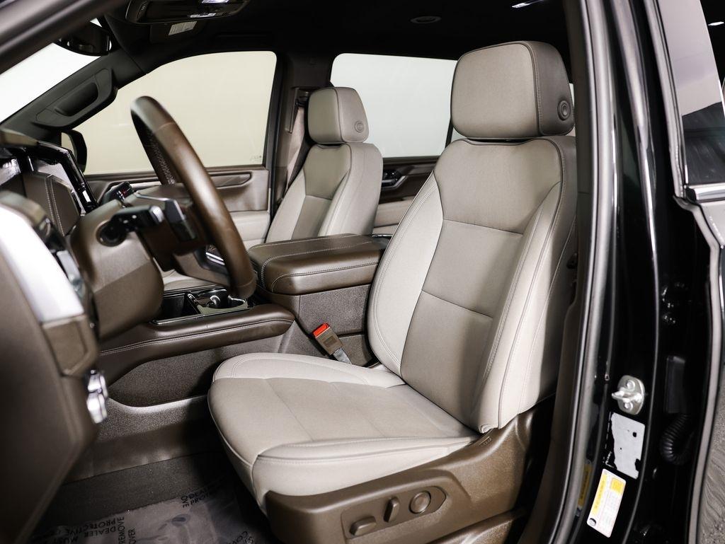 GMC Yukon XL 4WD 4dr Elevation 2025