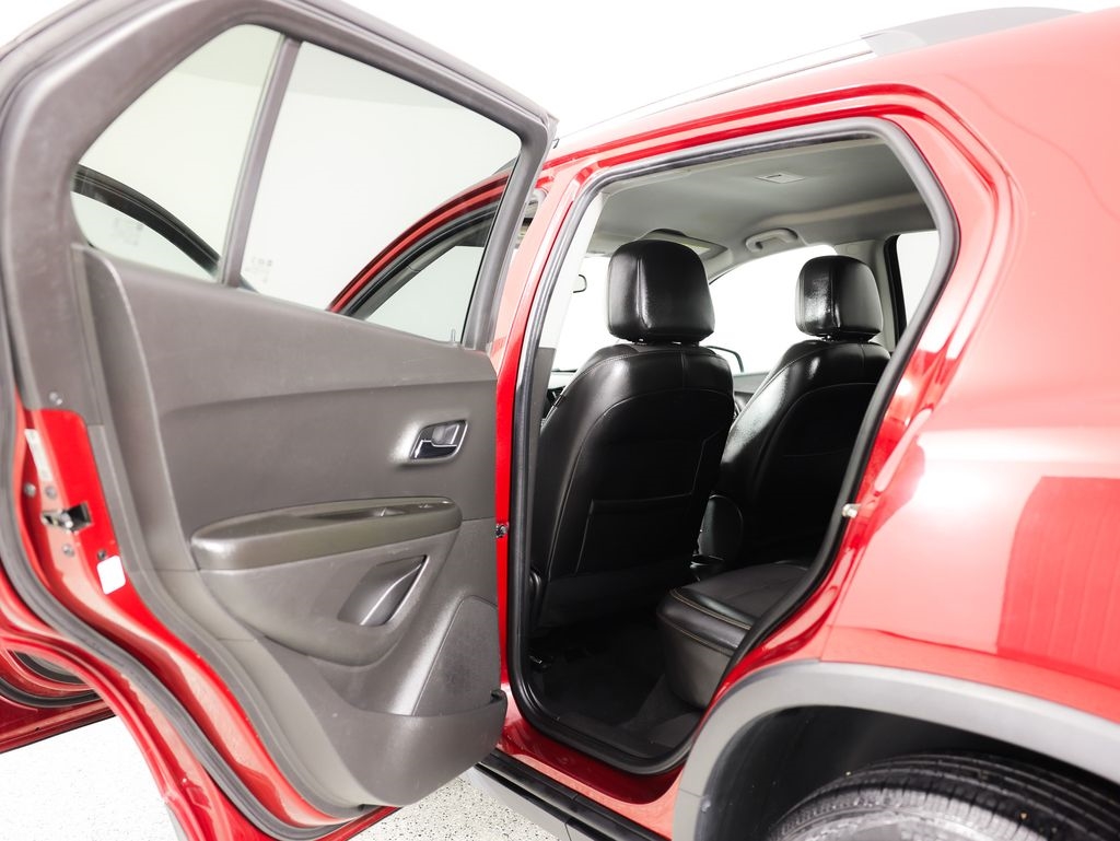 Chevrolet Trax FWD 4dr LT 2021