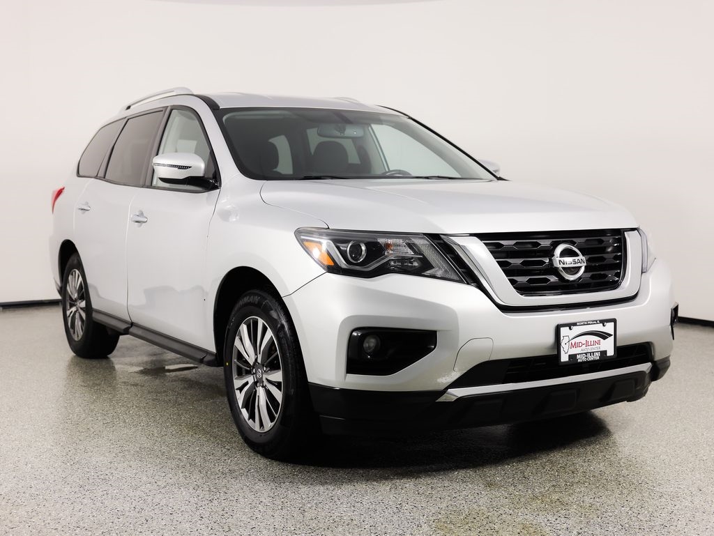 Nissan Pathfinder FWD SV 2019