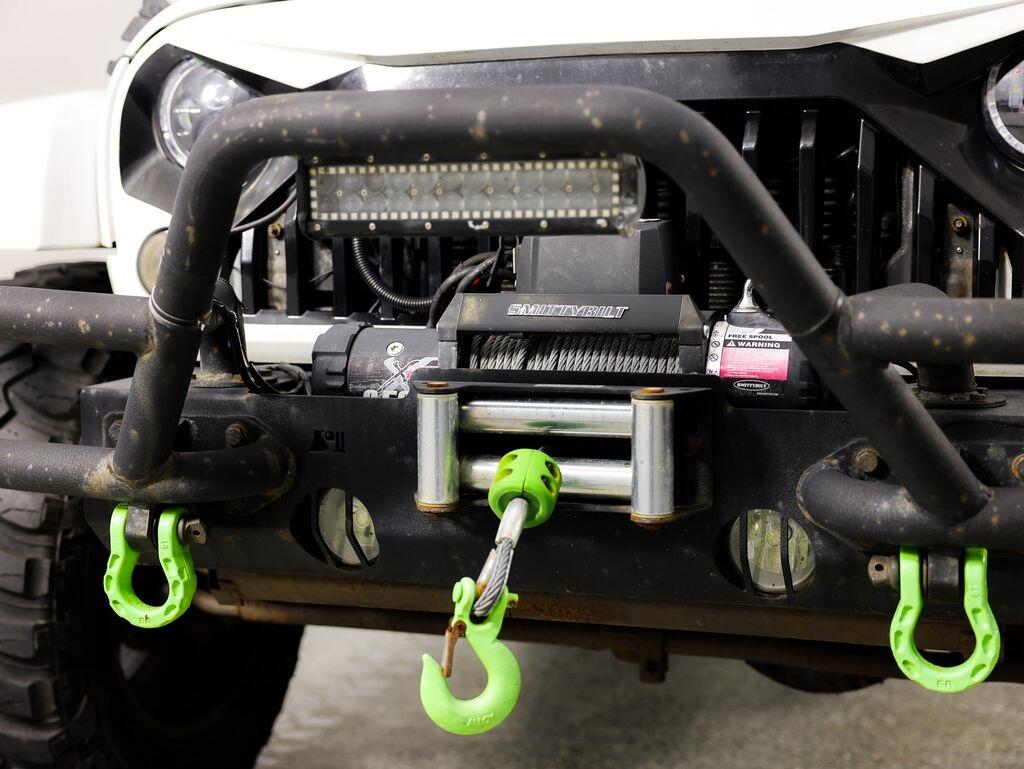 Jeep Wrangler Unlimited 4WD 4dr Sahara 2012