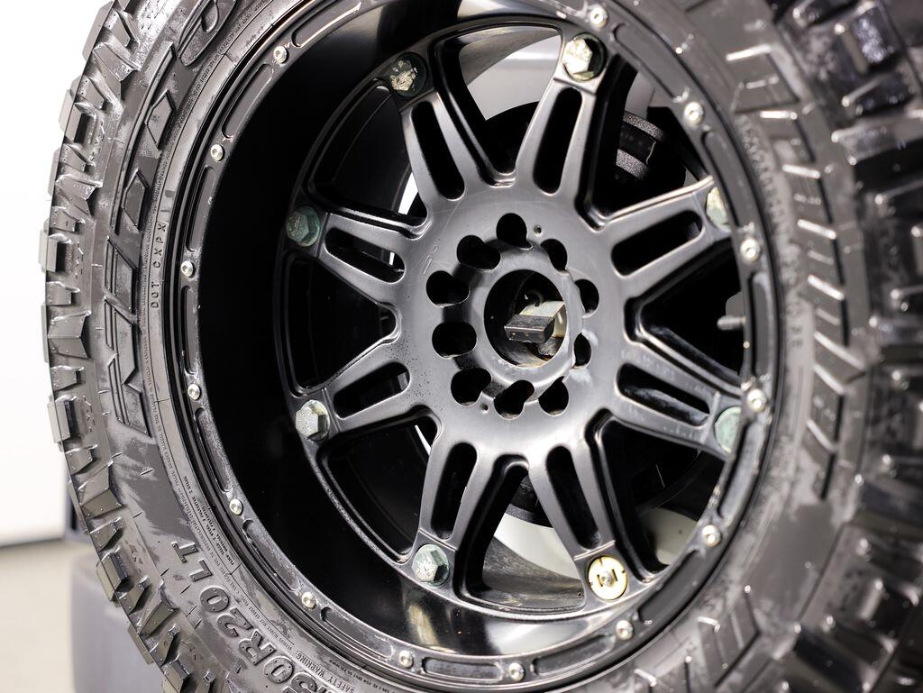 Jeep Wrangler Unlimited 4WD 4dr Sahara 2012