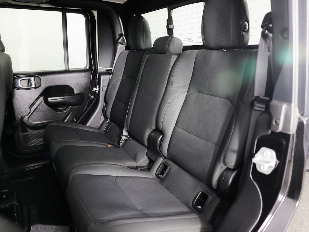 Jeep Gladiator Willys 4x4 2021