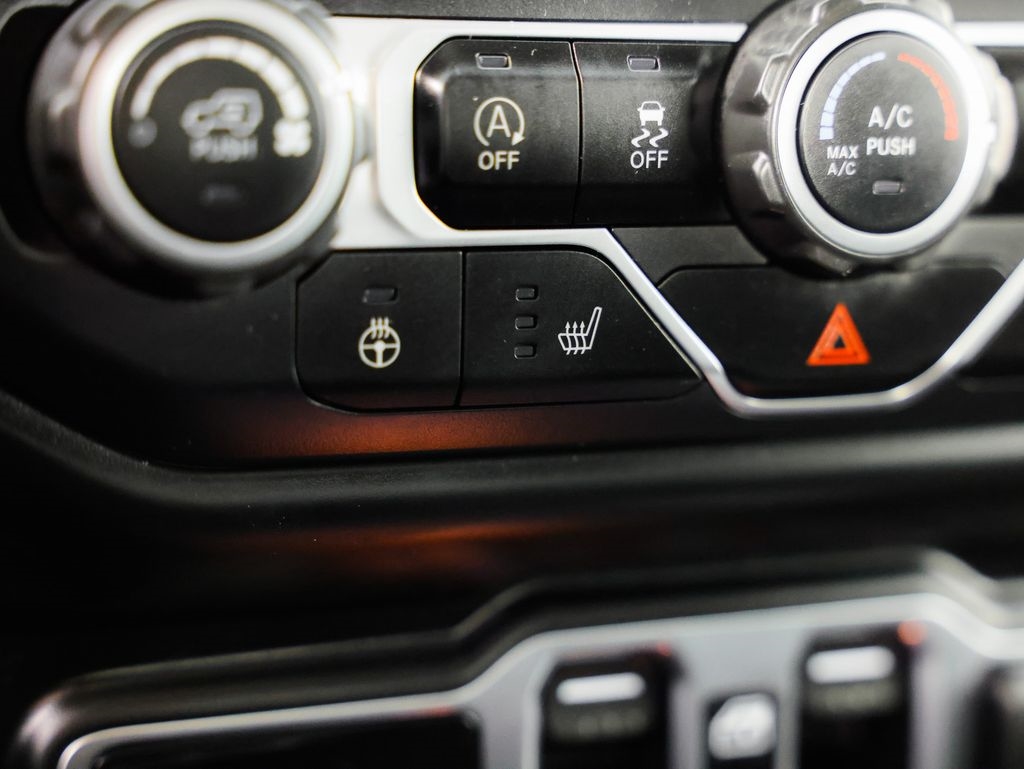 Jeep Gladiator Willys 4x4 2021