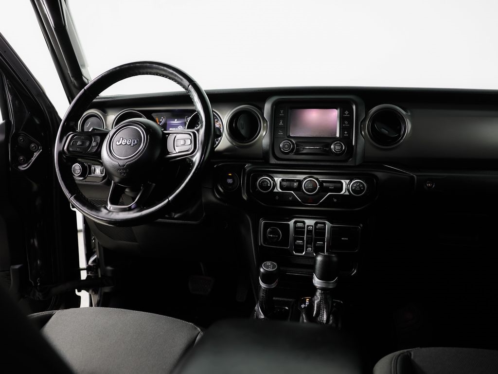 Jeep Gladiator Willys 4x4 2021