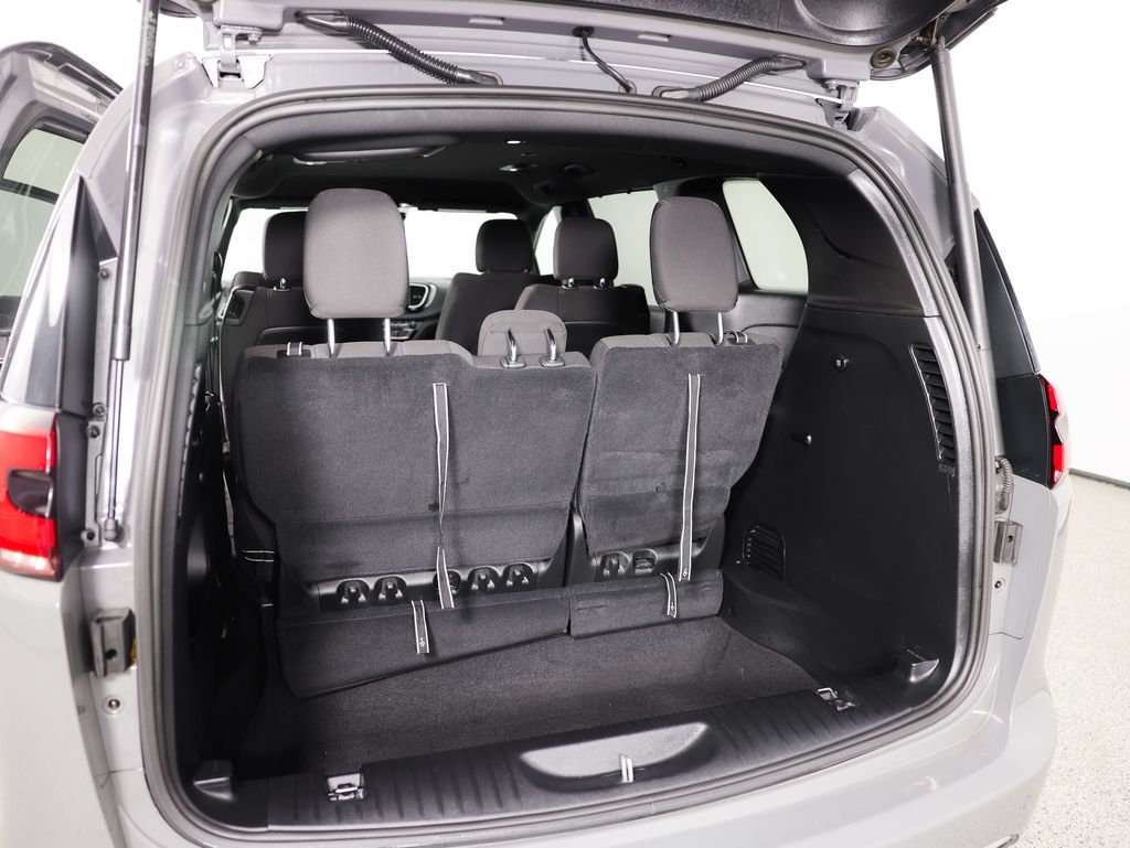 Chrysler Pacifica Touring AWD 2022