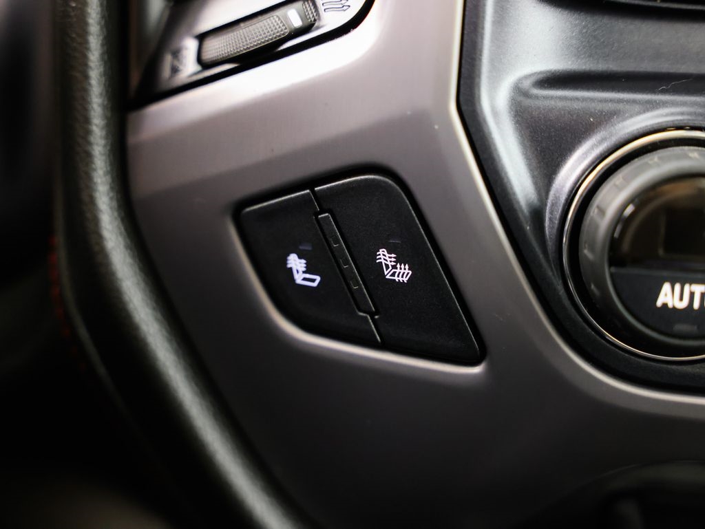 GMC Sierra 1500 4WD Crew Cab 143.5" SLT 2016