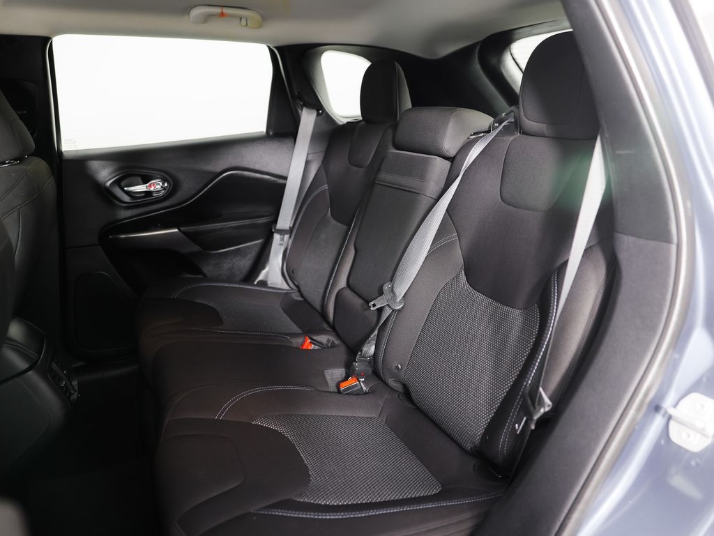 Jeep Cherokee Latitude FWD 2019