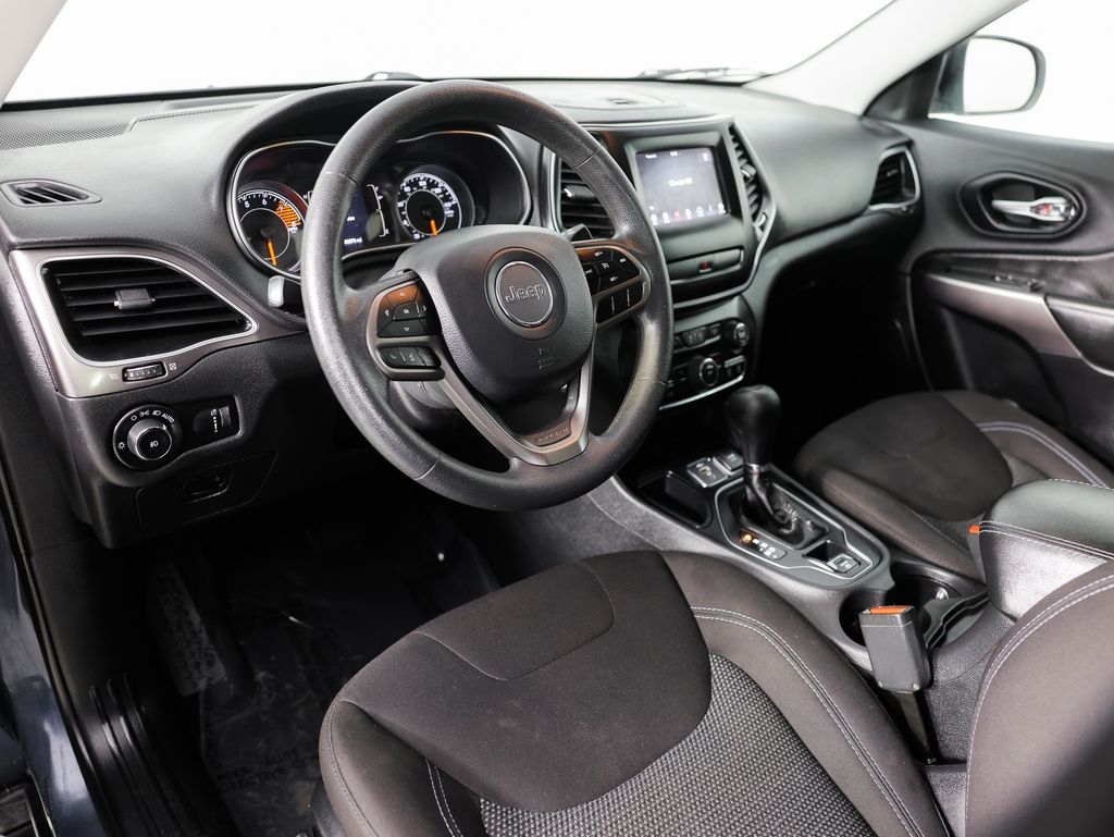 Jeep Cherokee Latitude FWD 2019