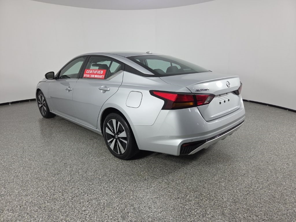 Nissan Altima 2.5 SV Sedan 2022