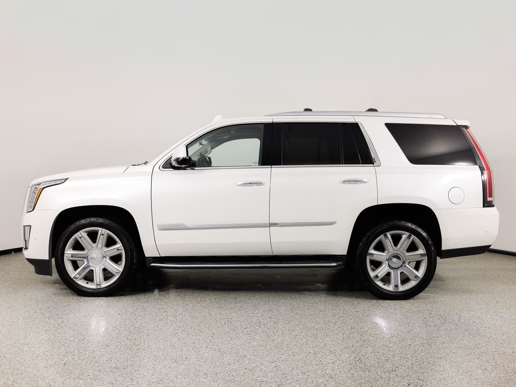 Cadillac Escalade 4WD 4dr Luxury 2019