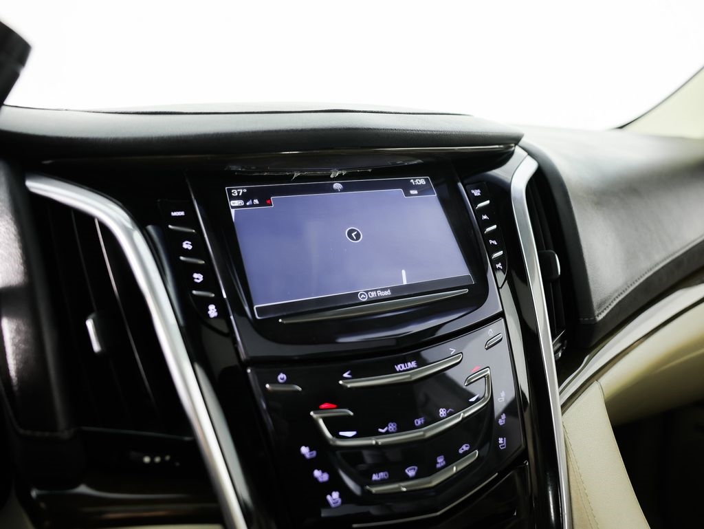 Cadillac Escalade 4WD 4dr Luxury 2019