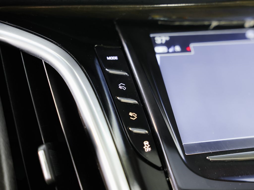 Cadillac Escalade 4WD 4dr Luxury 2019