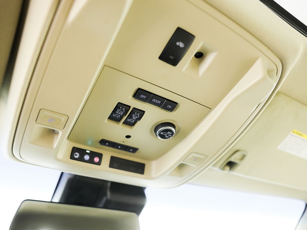 Cadillac Escalade 4WD 4dr Luxury 2019