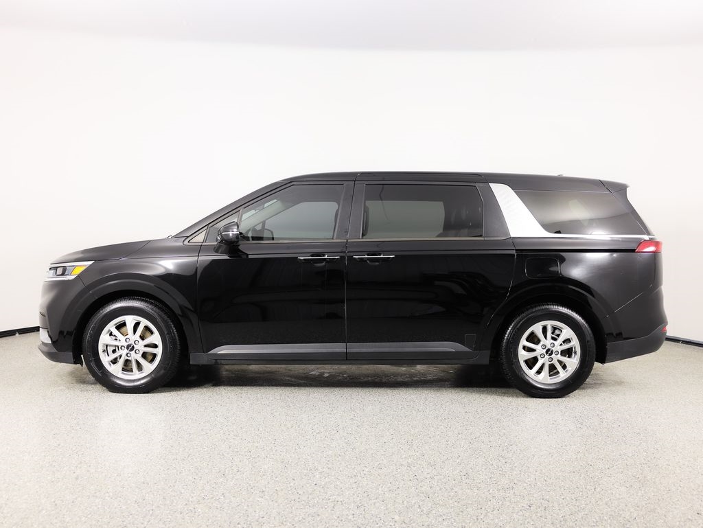 Kia Carnival LXS FWD 2022