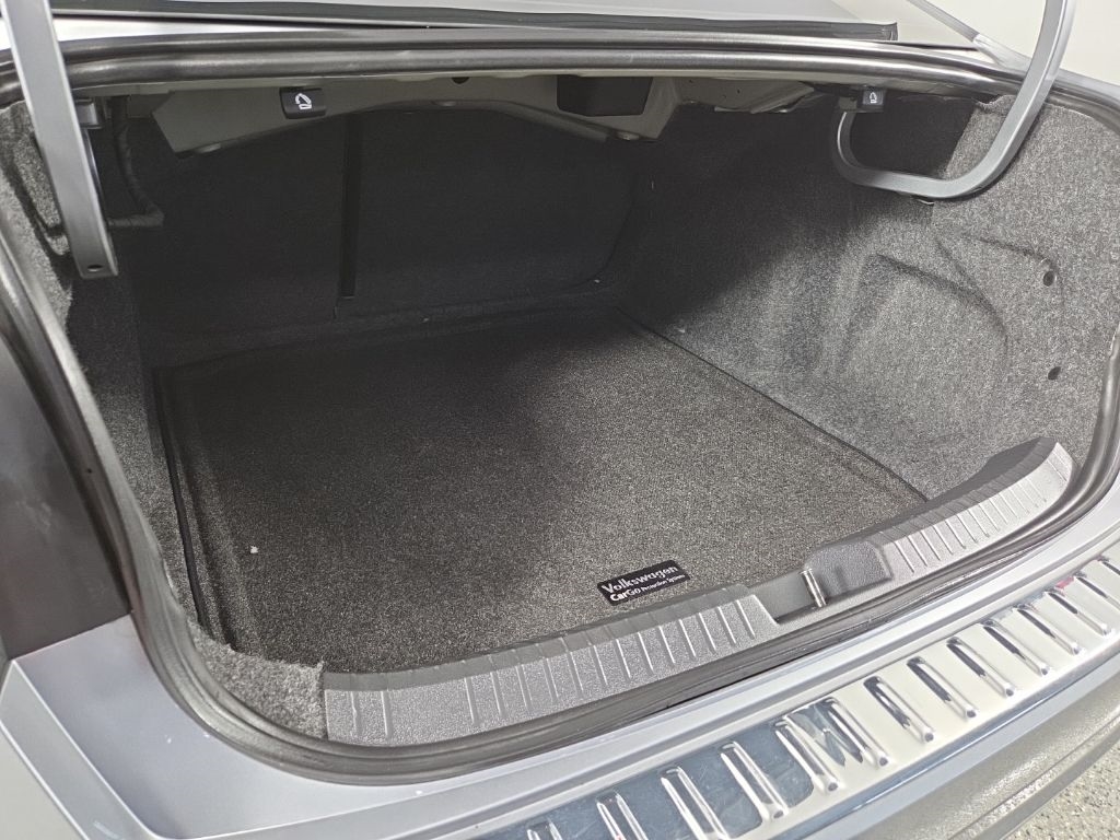 Volkswagen Jetta R-Line Auto 2021