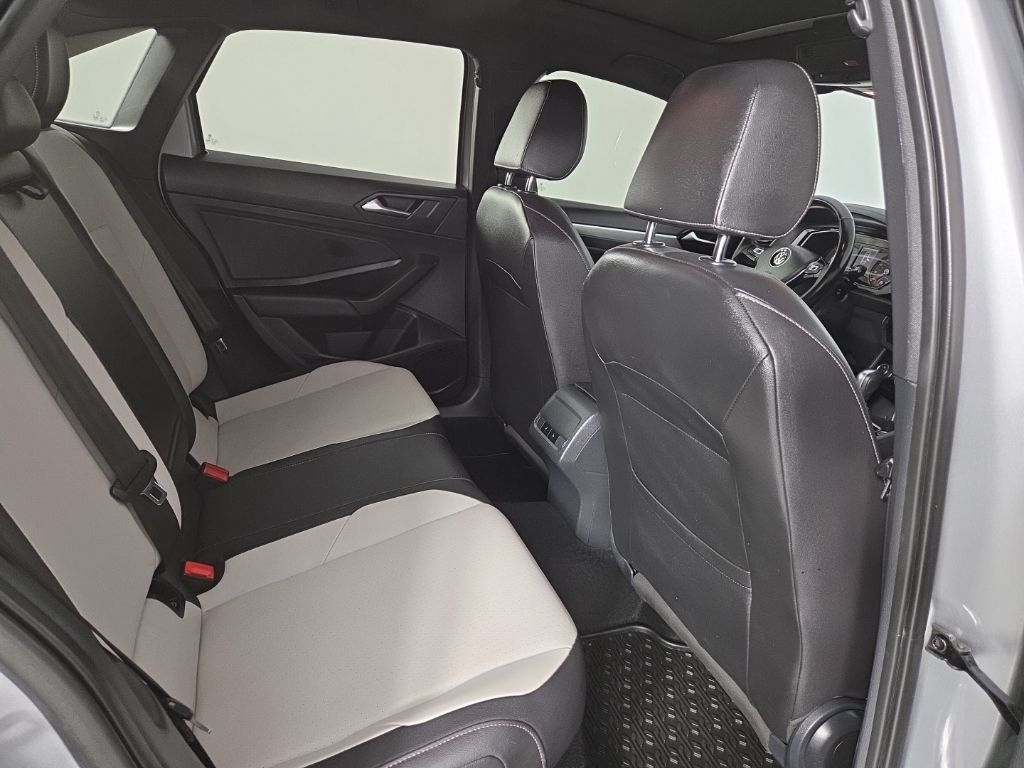 Volkswagen Jetta R-Line Auto 2021