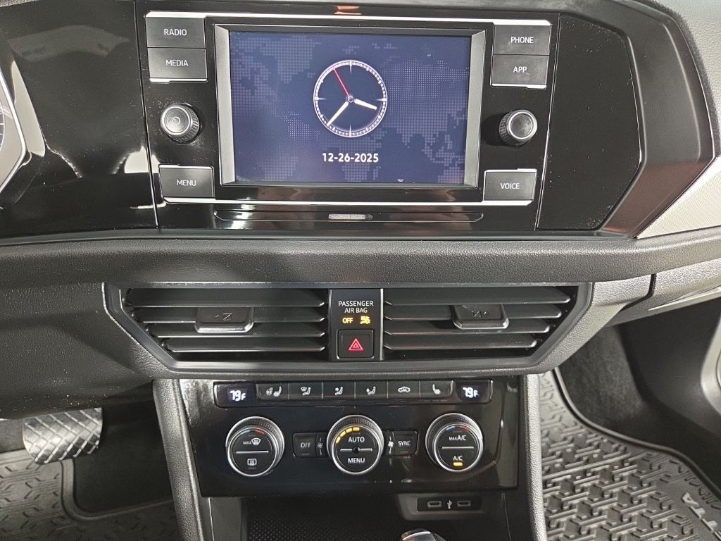 Volkswagen Jetta R-Line Auto 2021