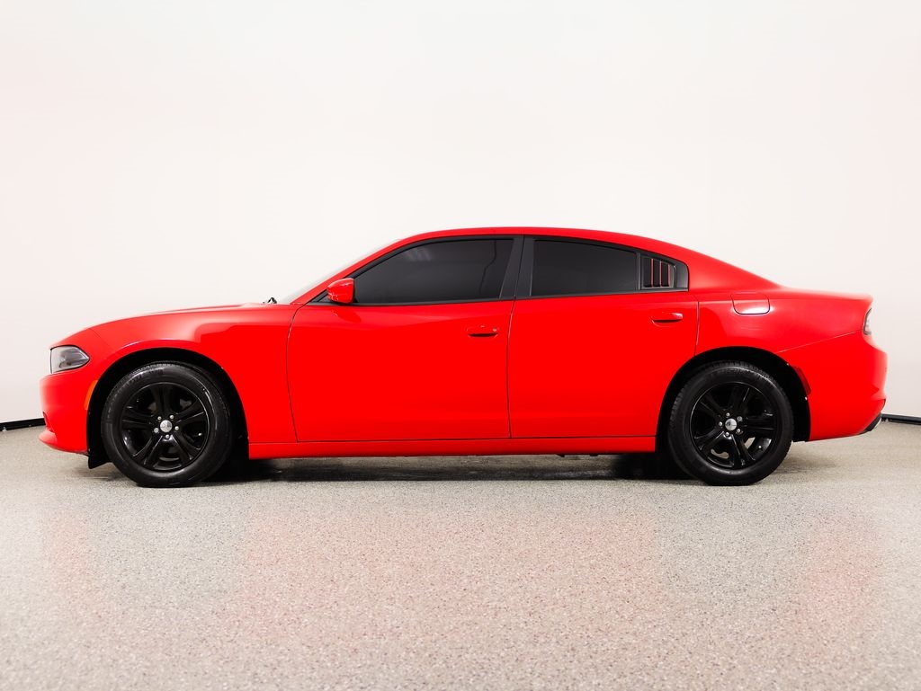 Dodge Charger SXT RWD 2019