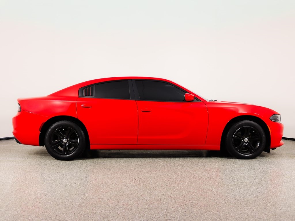 Dodge Charger SXT RWD 2019