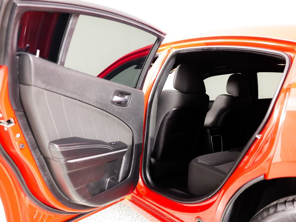 Dodge Charger SXT RWD 2019